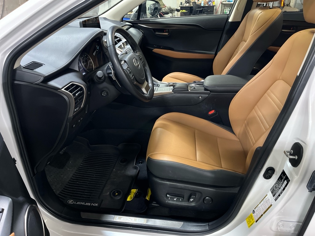LexusNX 30015