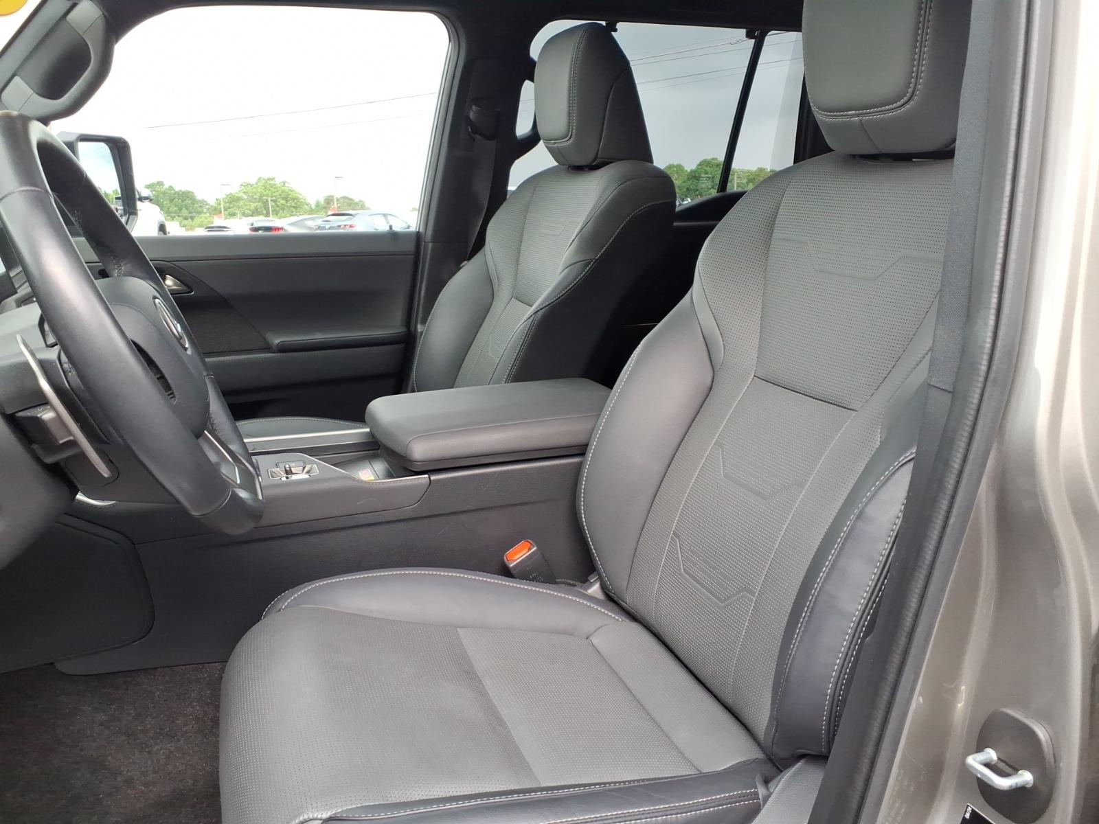LexusGX 55016
