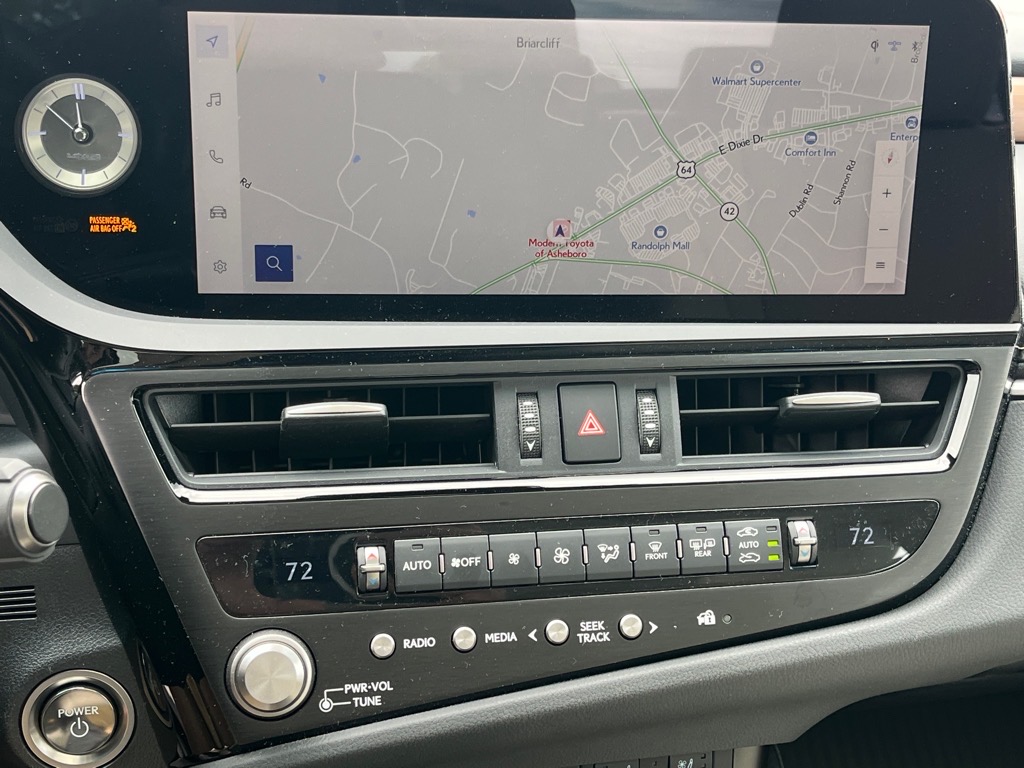 LexusES 300h16