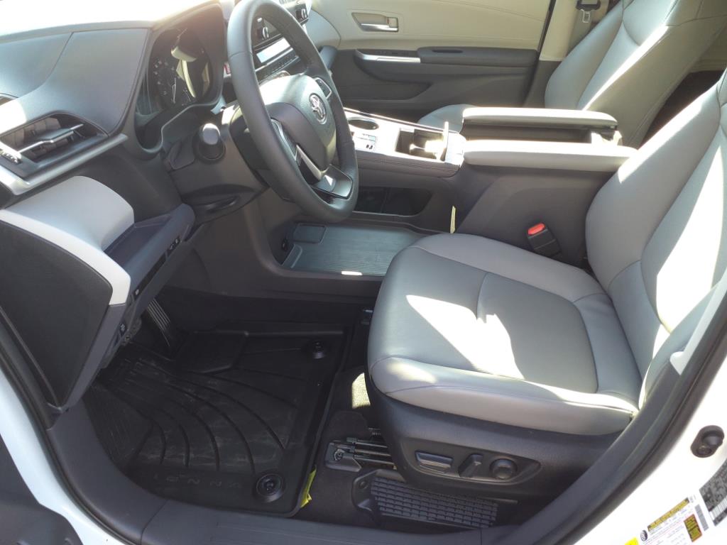 ToyotaSienna16