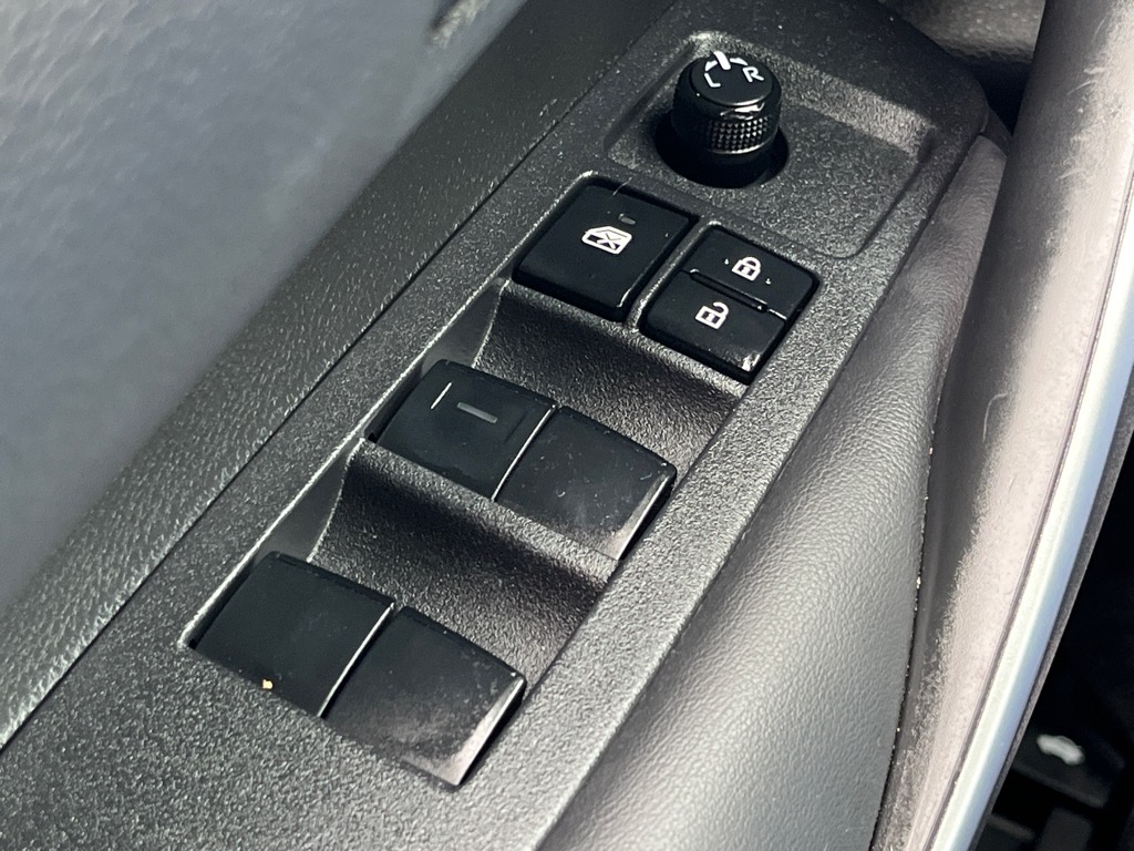 ToyotaCorolla16