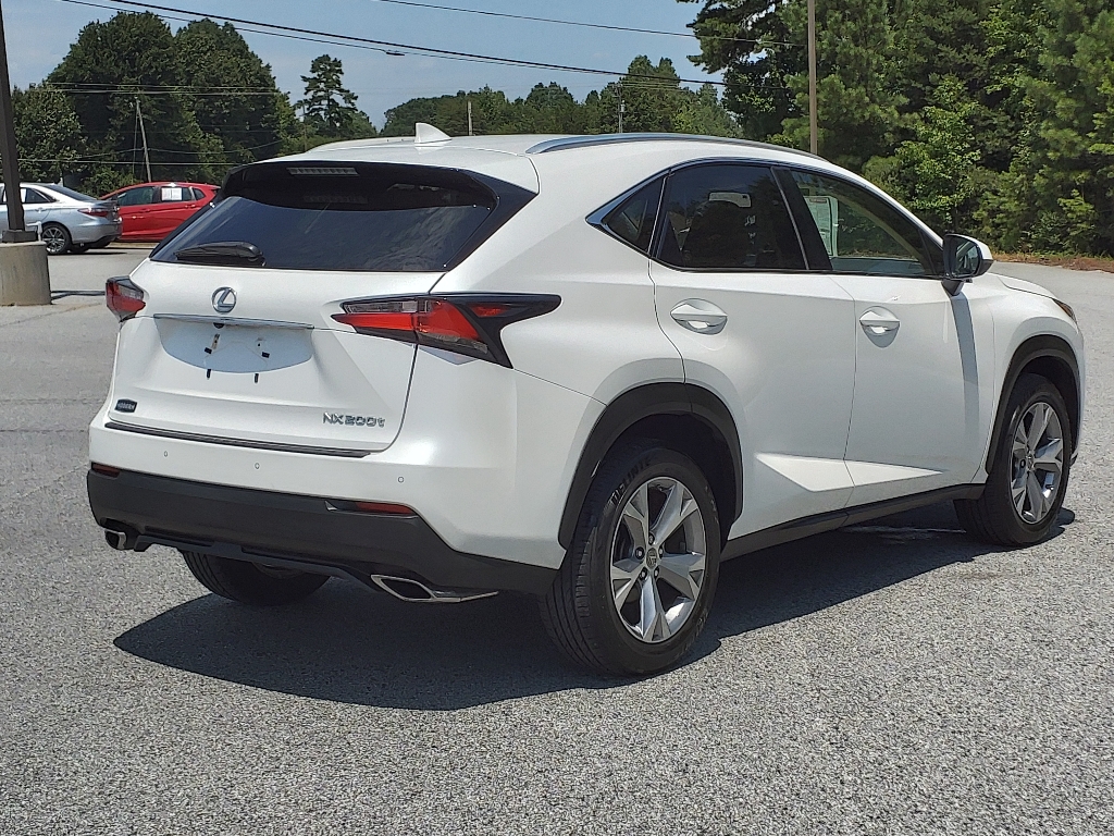 LexusNX 200t16
