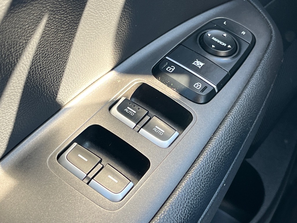 KiaOptima Hybrid16