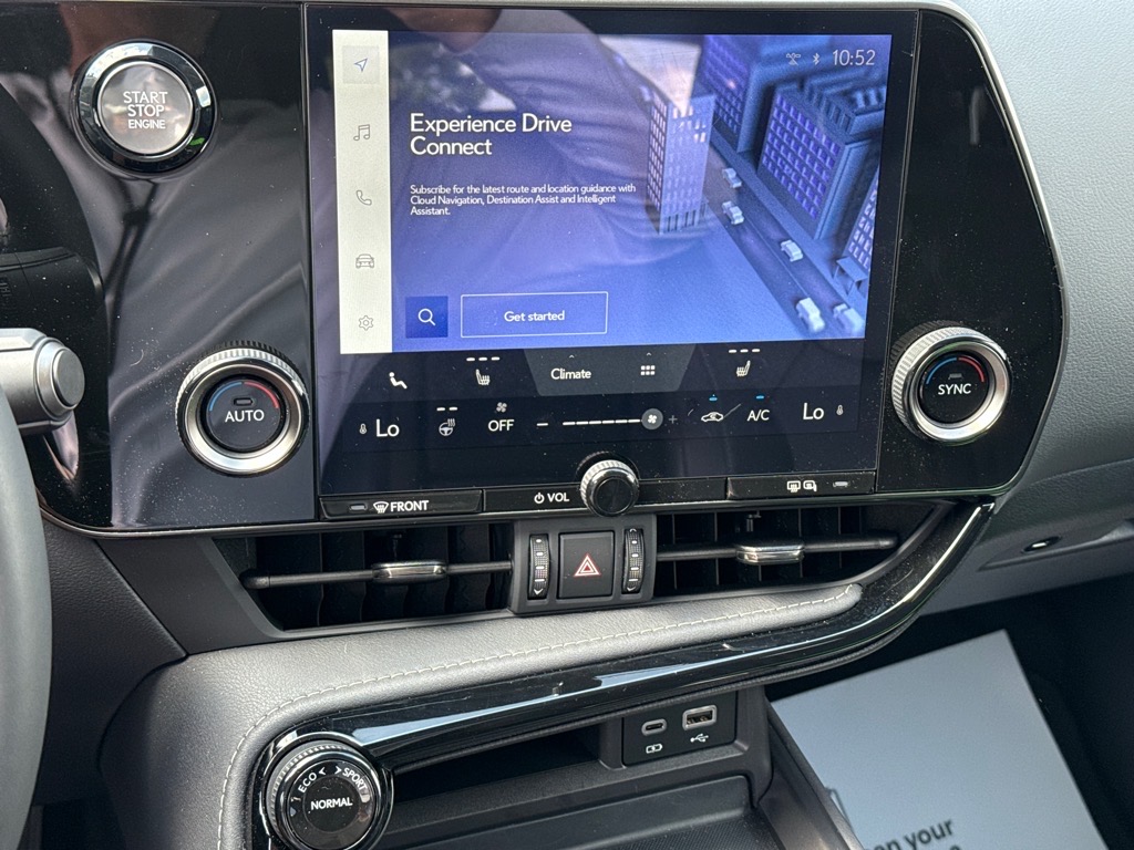LexusNX 25017