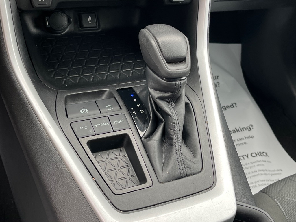 ToyotaRAV417