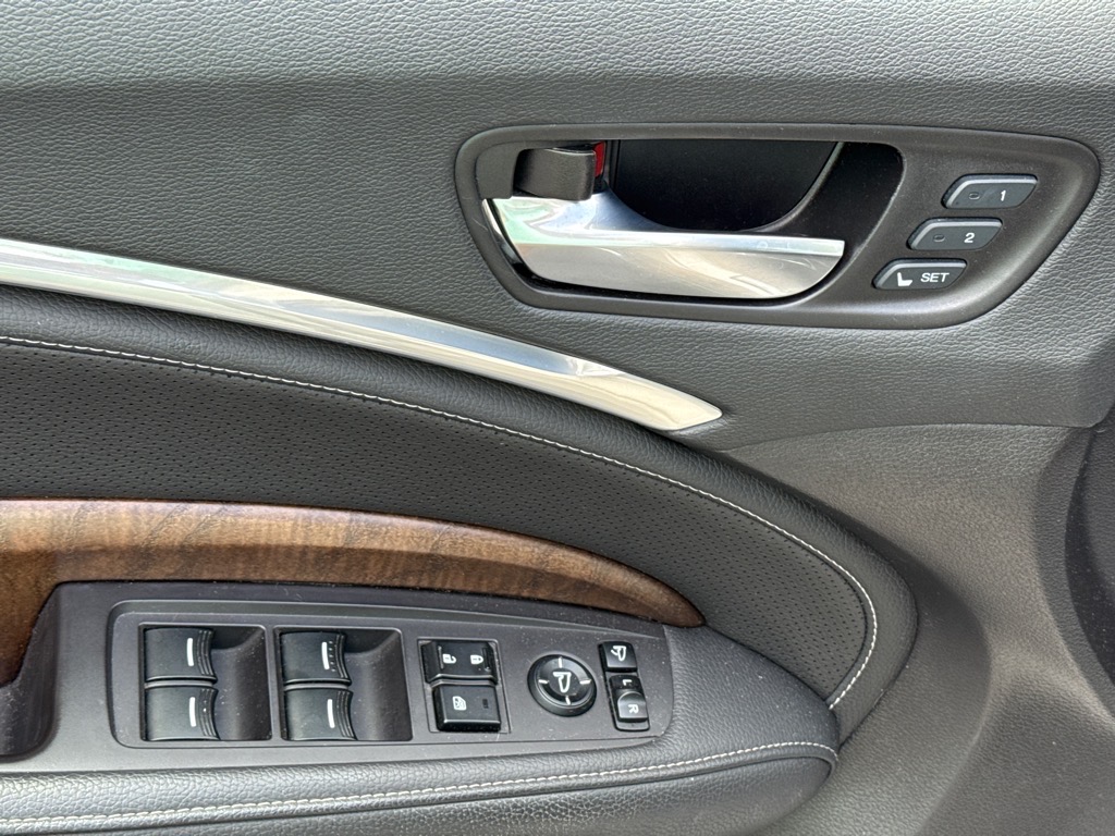 AcuraMDX17