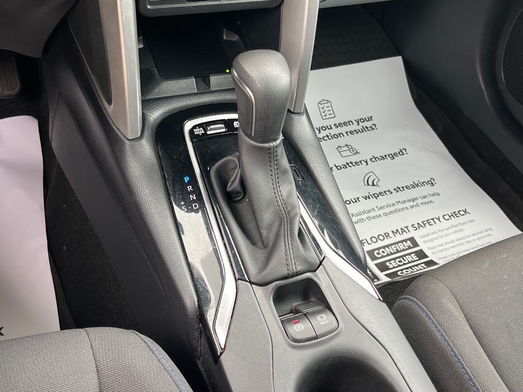 ToyotaCorolla Cross Hybrid17