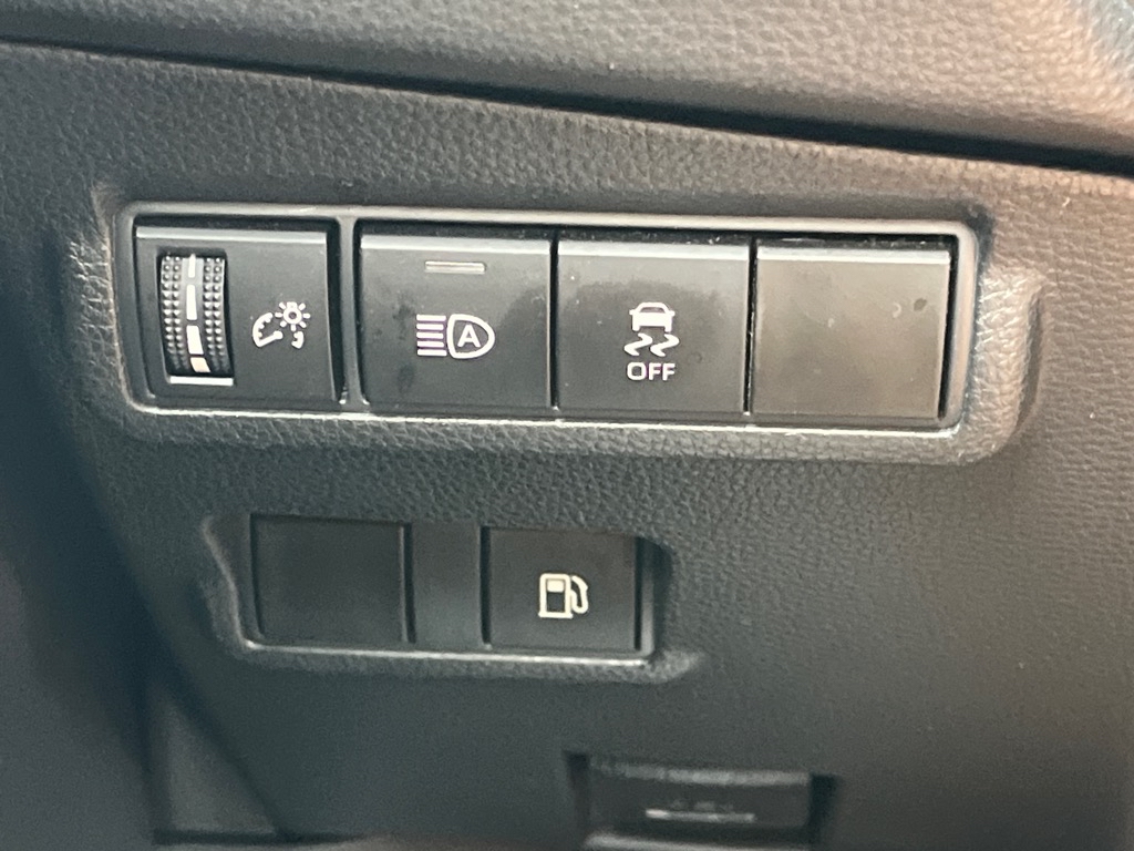 ToyotaCorolla Cross Hybrid18