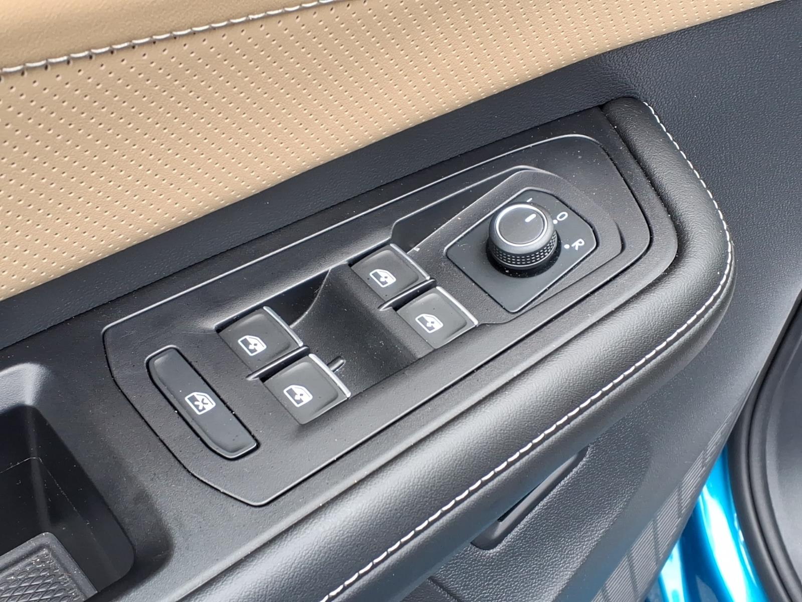 VolkswagenAtlas Cross Sport19