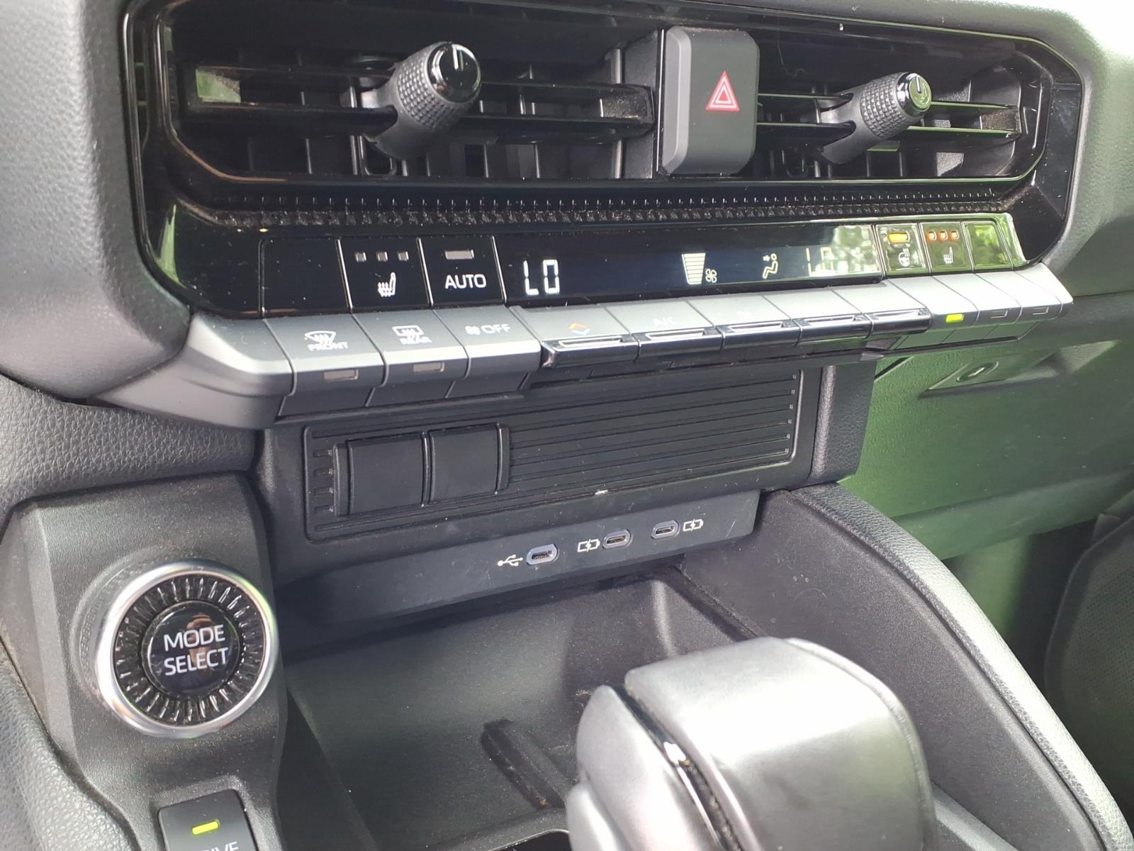 ToyotaLand Cruiser19