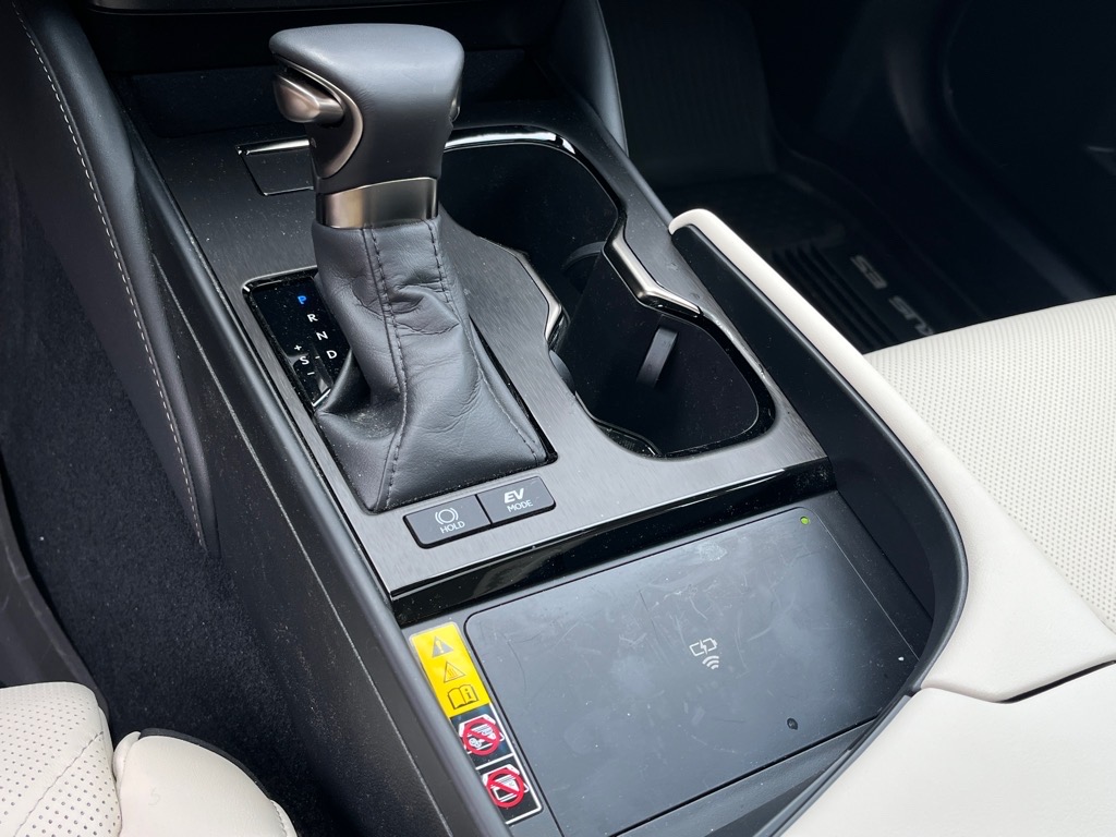 LexusES 300h19