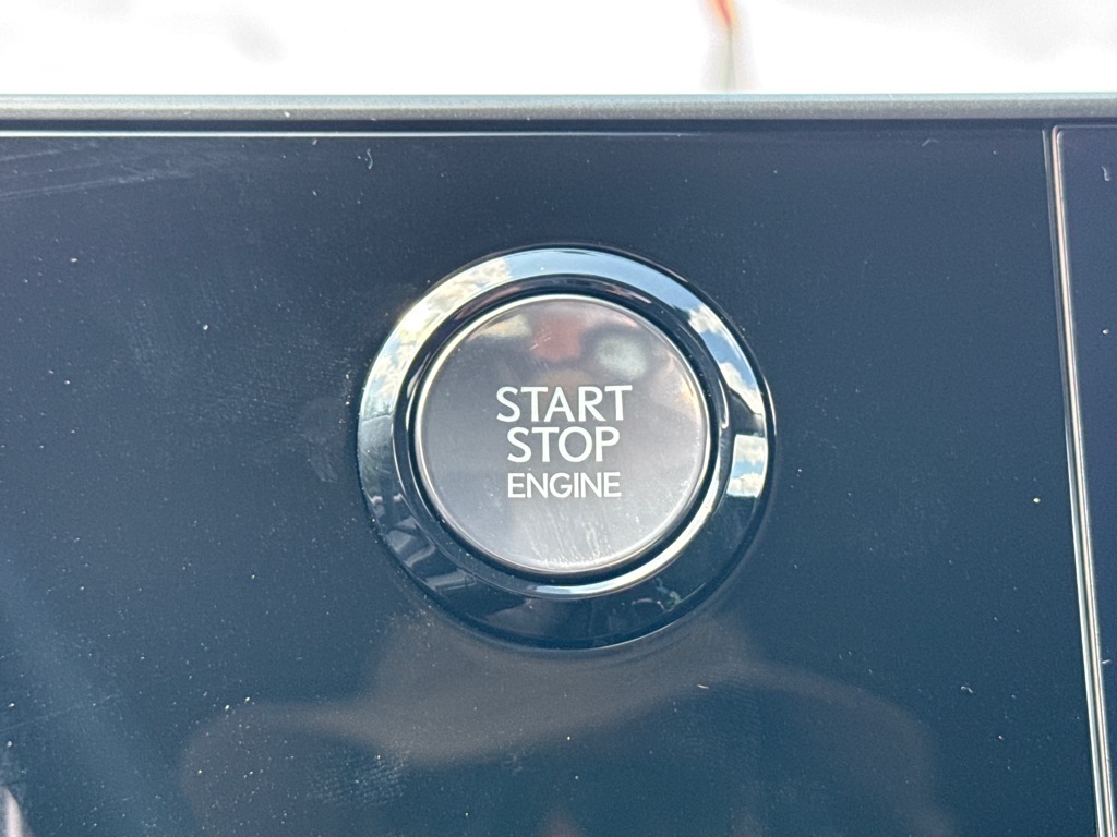 LexusNX 25020