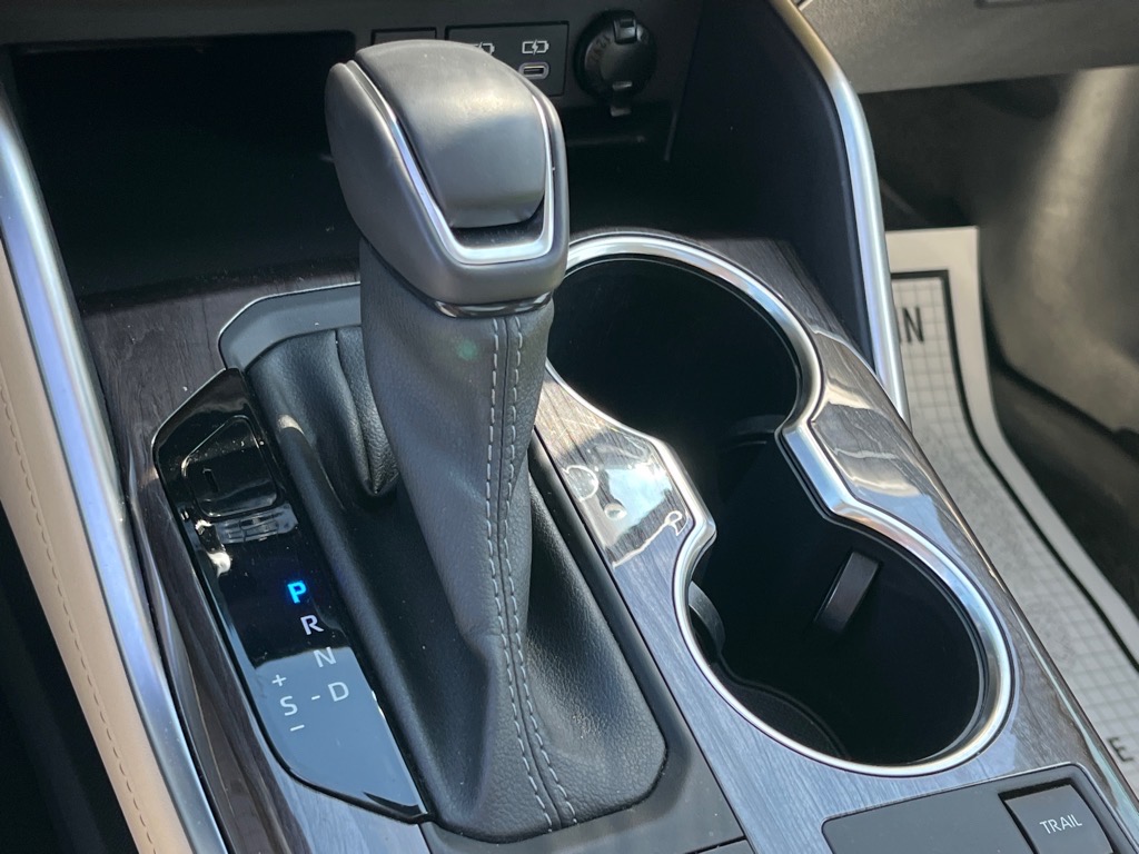 ToyotaHighlander Hybrid20