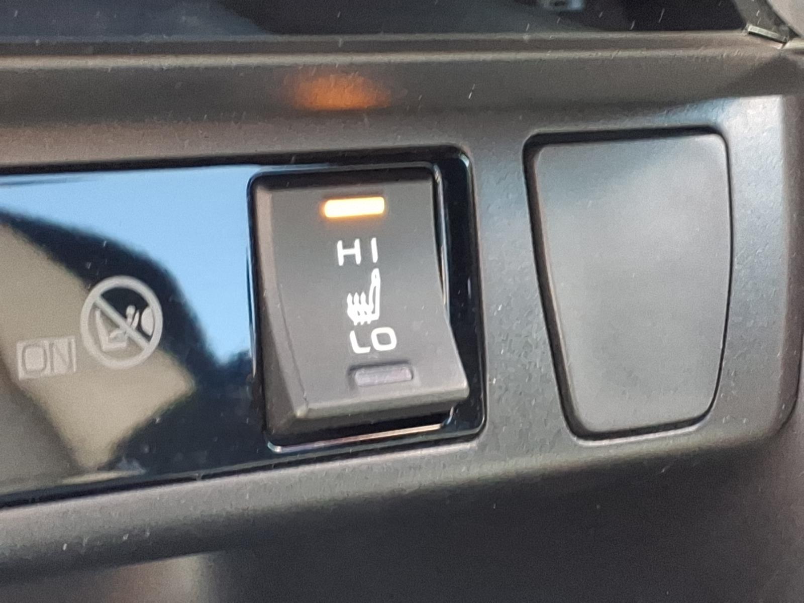 ToyotaRAV4 Hybrid21