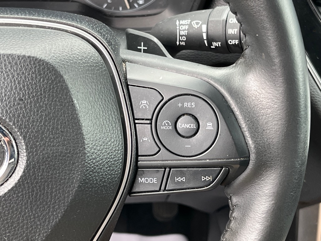 ToyotaCorolla Cross Hybrid21