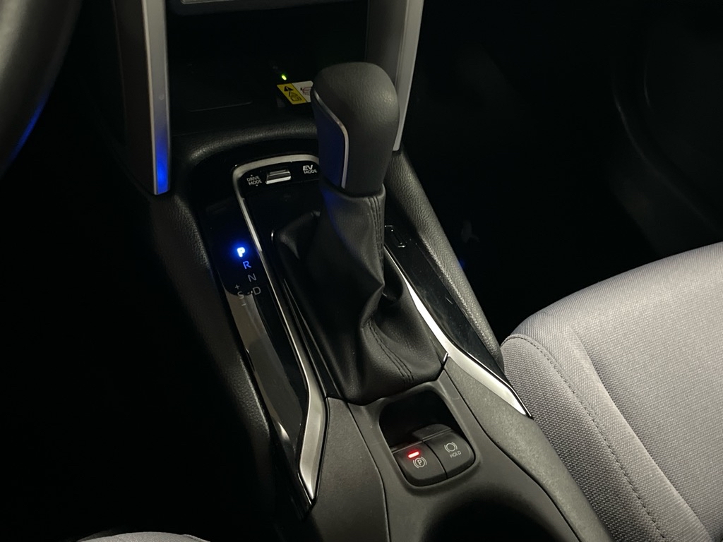 ToyotaCorolla Cross Hybrid21