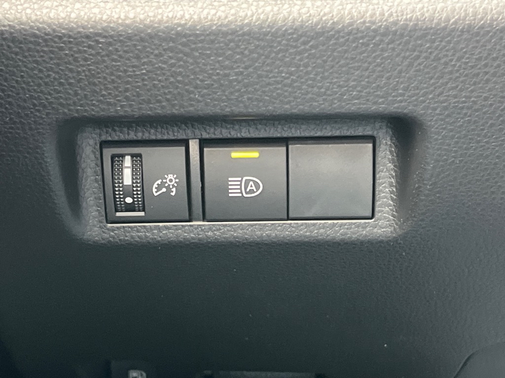 ToyotaRAV4 Hybrid21