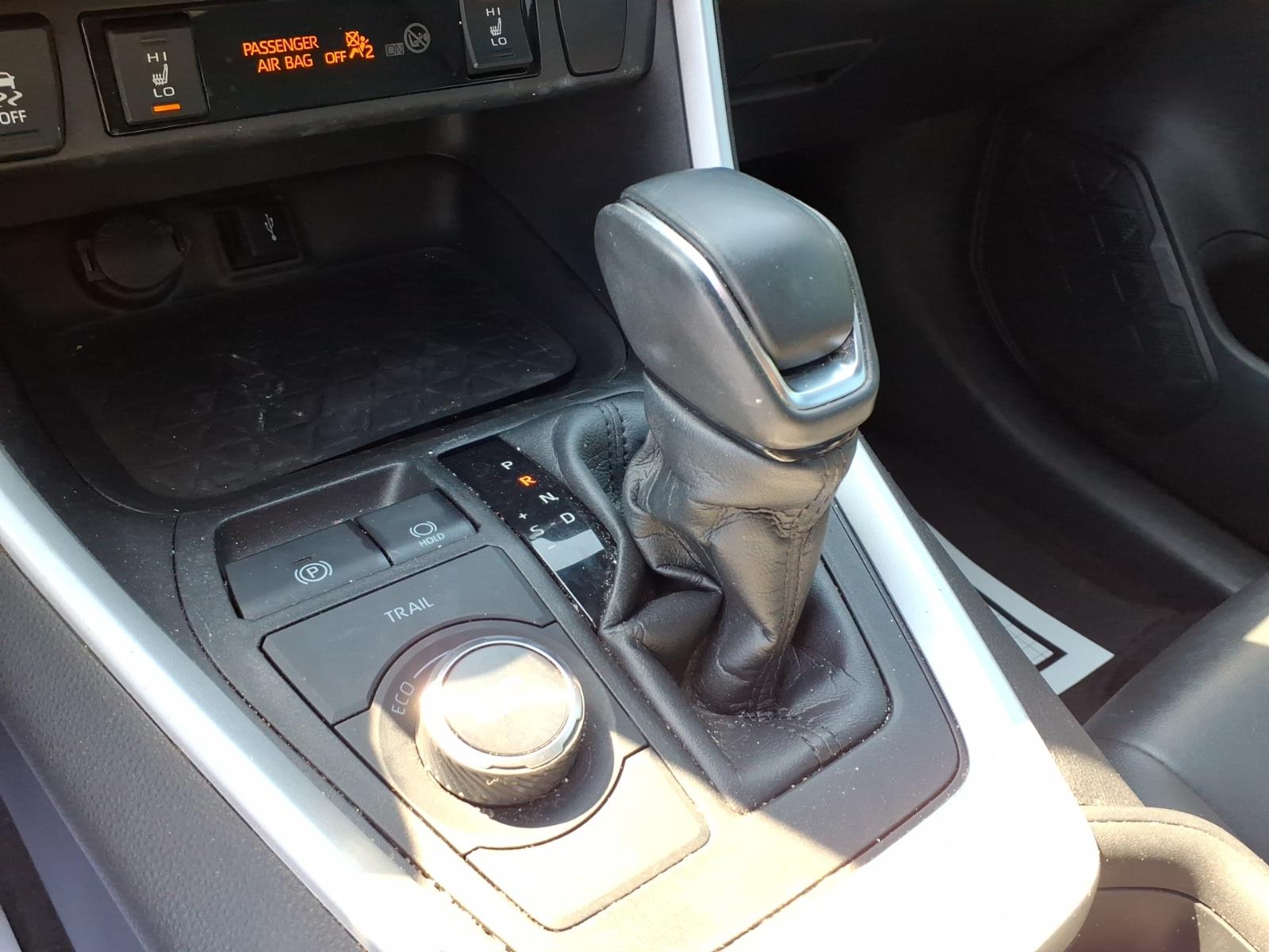 ToyotaRAV4 Hybrid22