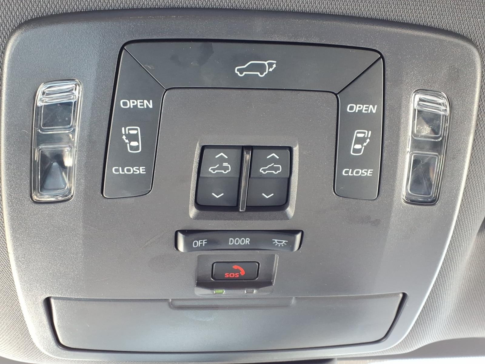ToyotaSienna23