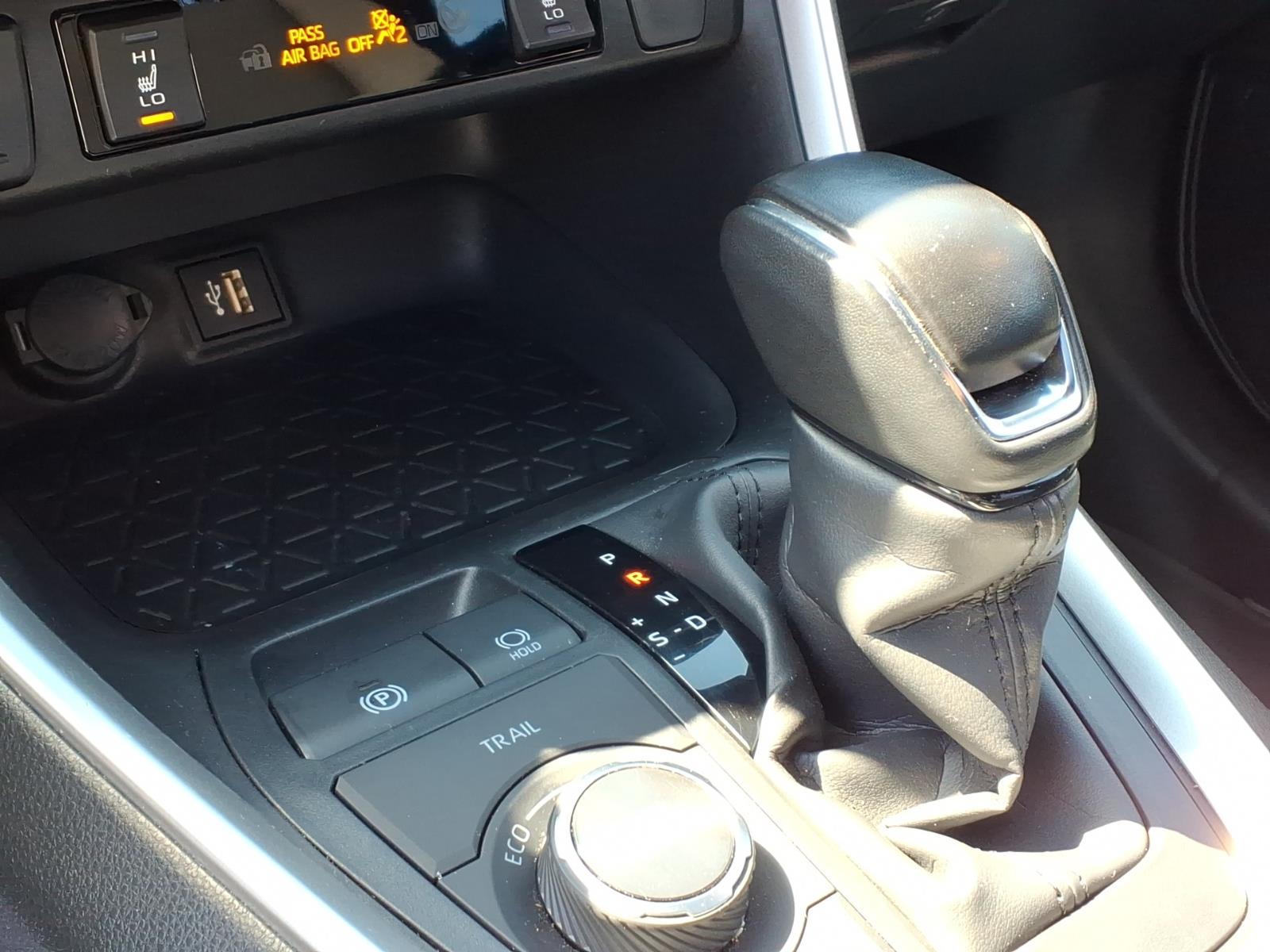 ToyotaRAV4 Hybrid23