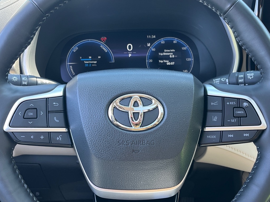 ToyotaHighlander Hybrid23