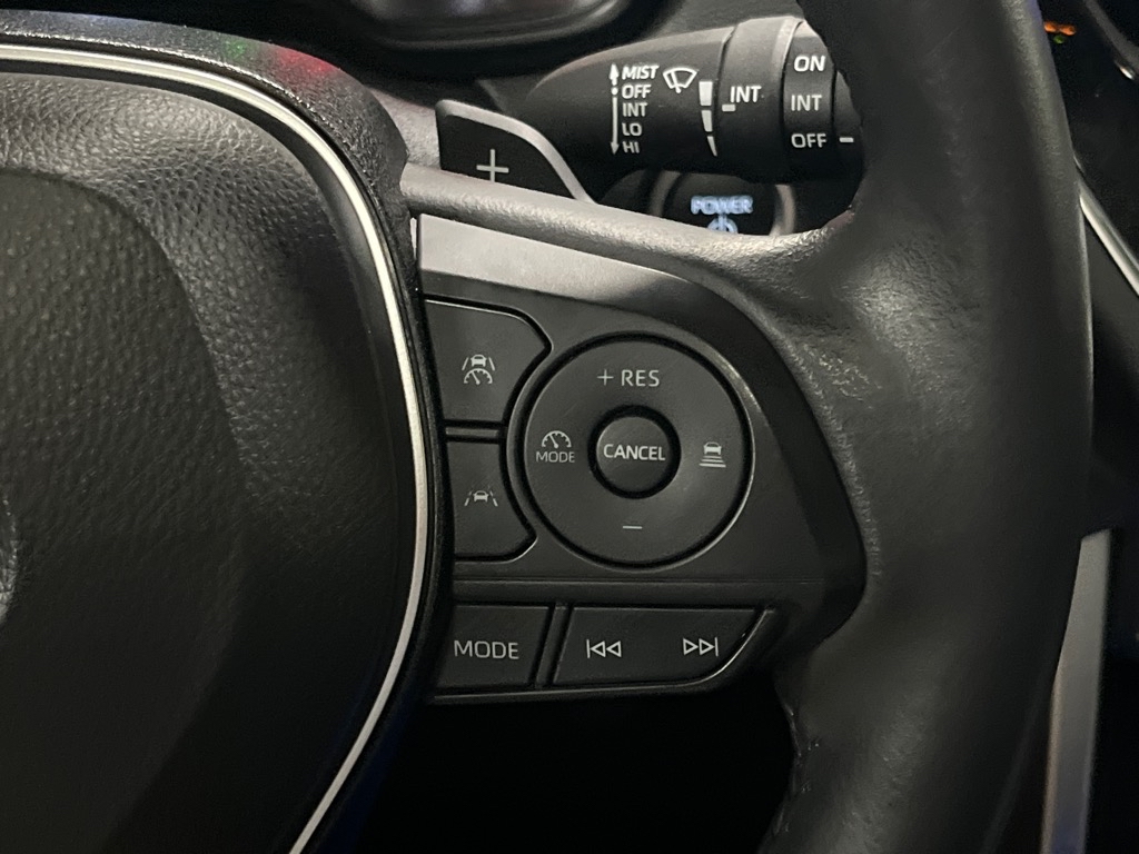 ToyotaCorolla Cross Hybrid23
