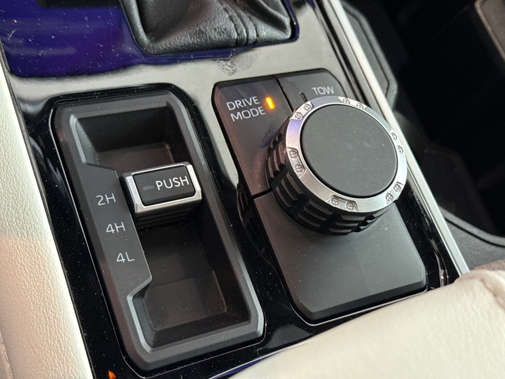 ToyotaSequoia23