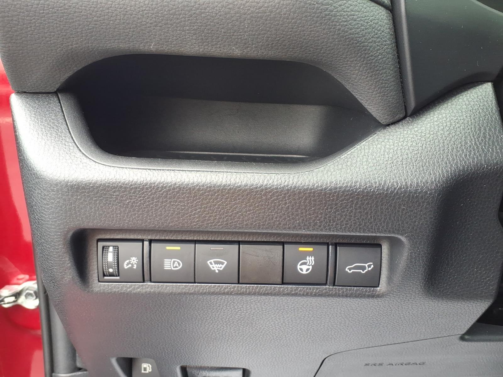 ToyotaRAV4 Hybrid24