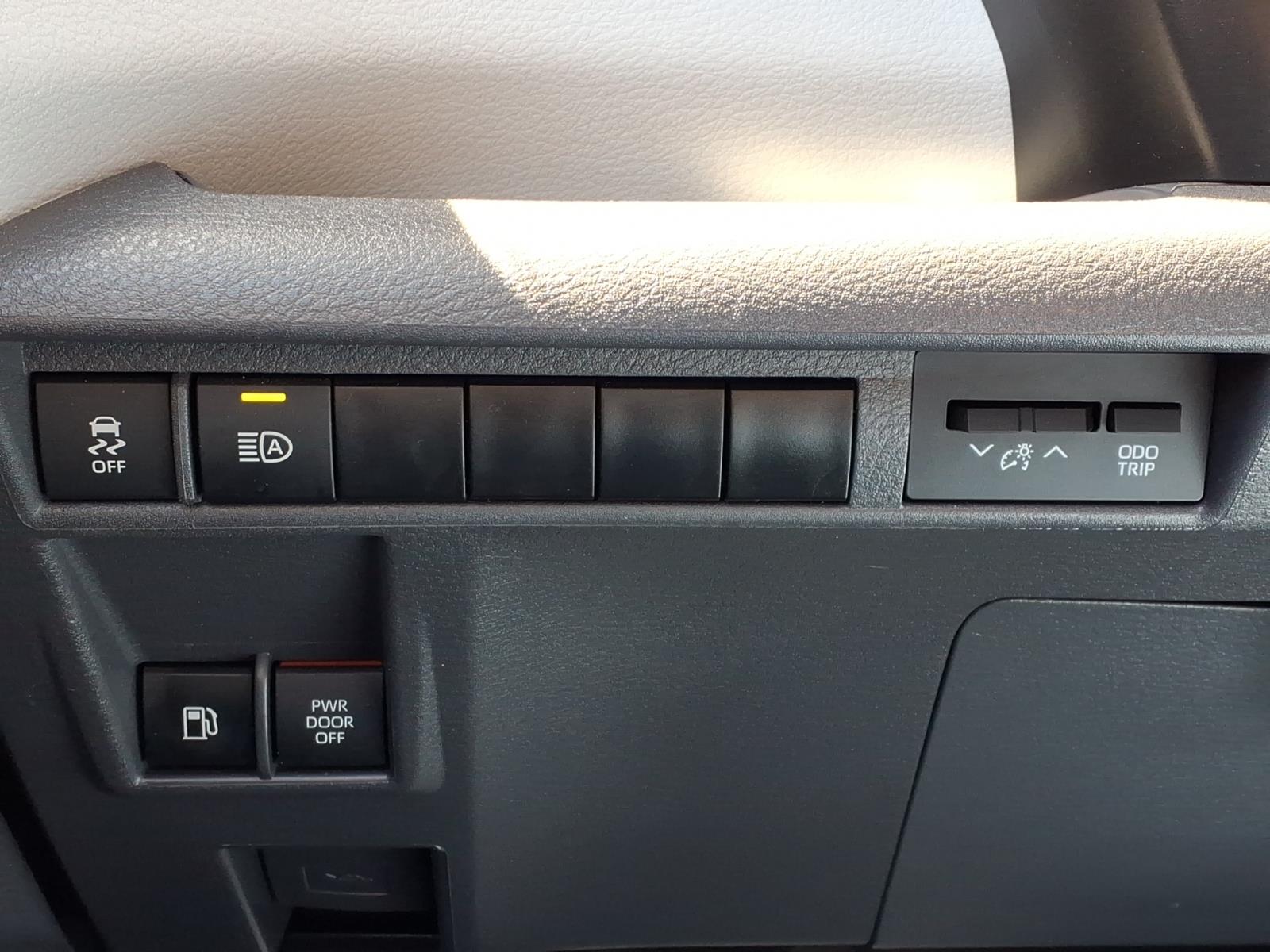ToyotaSienna24
