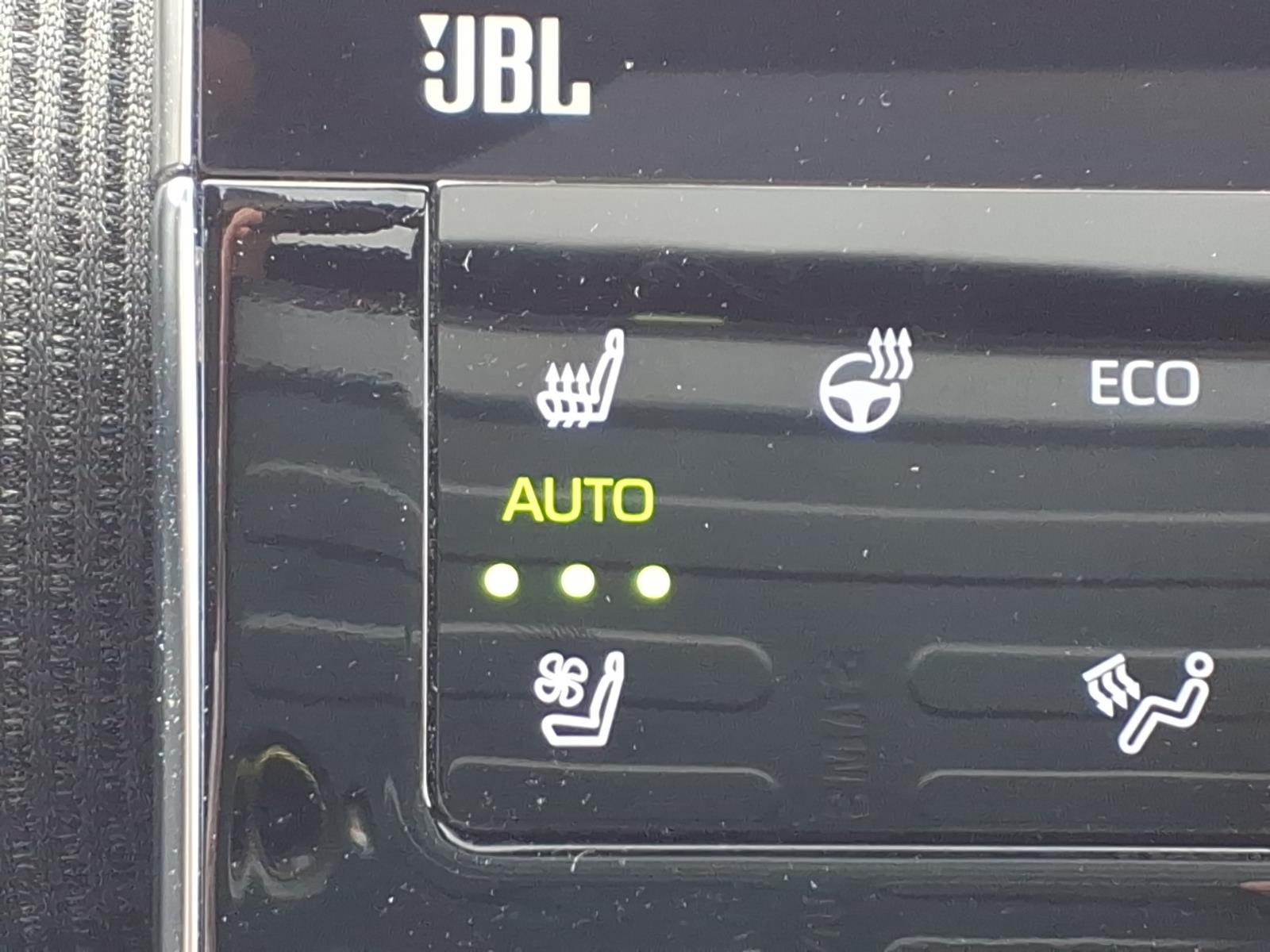 ToyotabZ4X24
