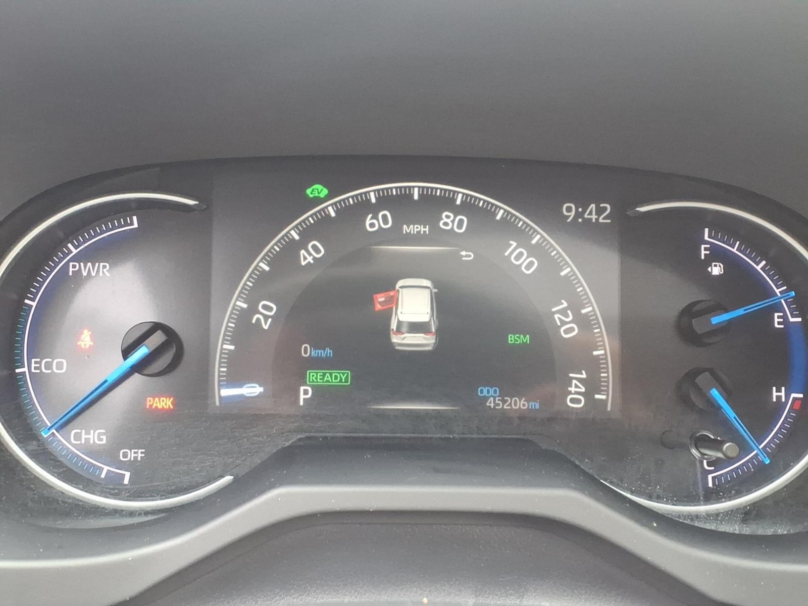 ToyotaRAV4 Hybrid25