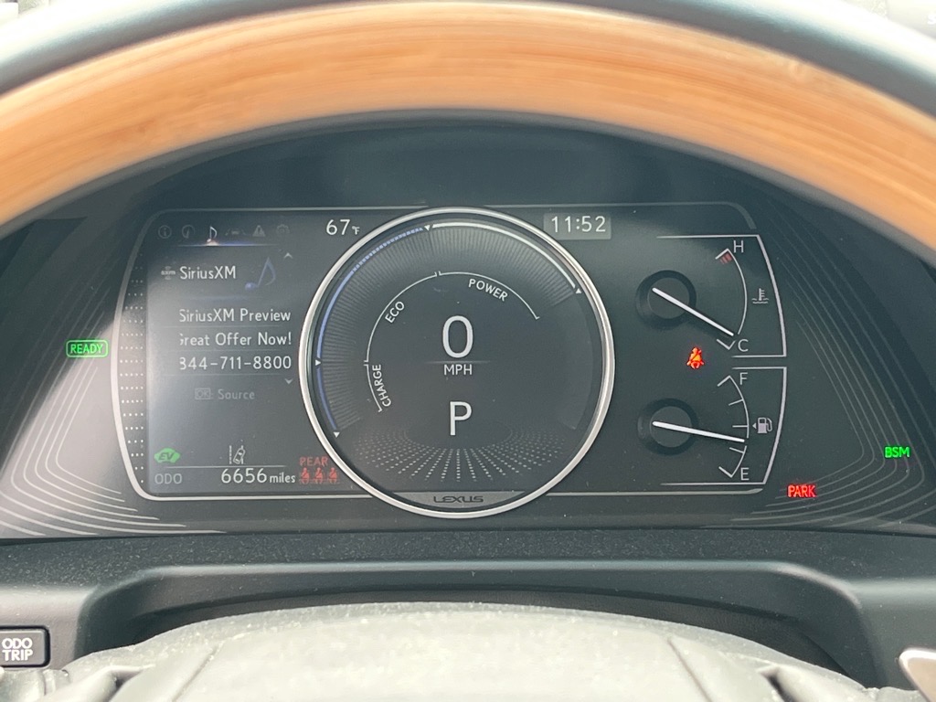 LexusES 300h25