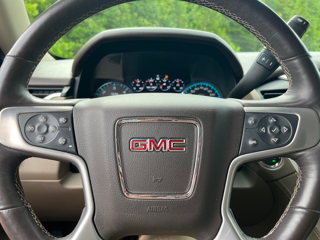 GMCYukon26