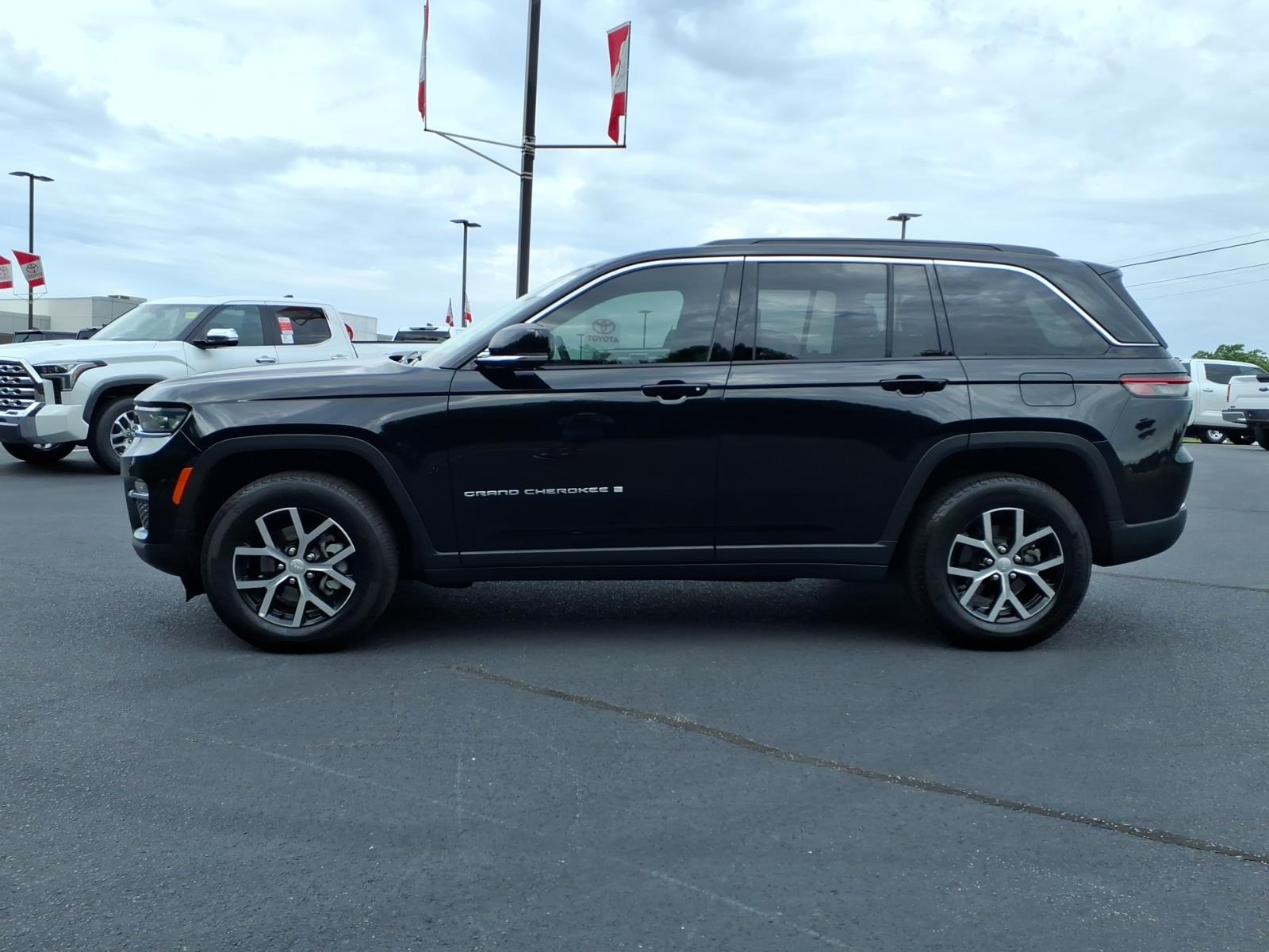 JeepGrand Cherokee2