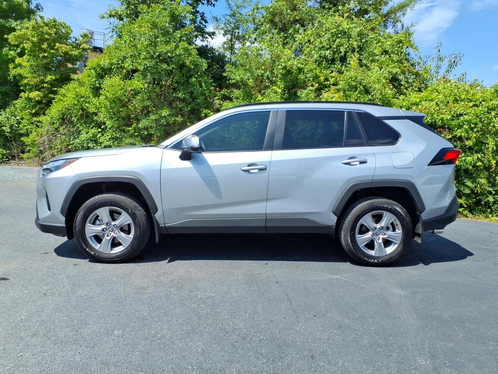 ToyotaRAV42