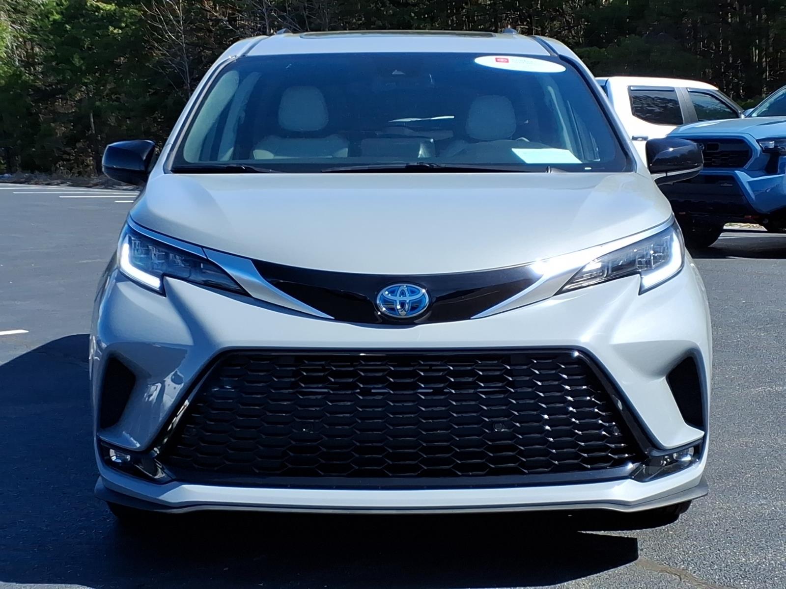 ToyotaSienna2