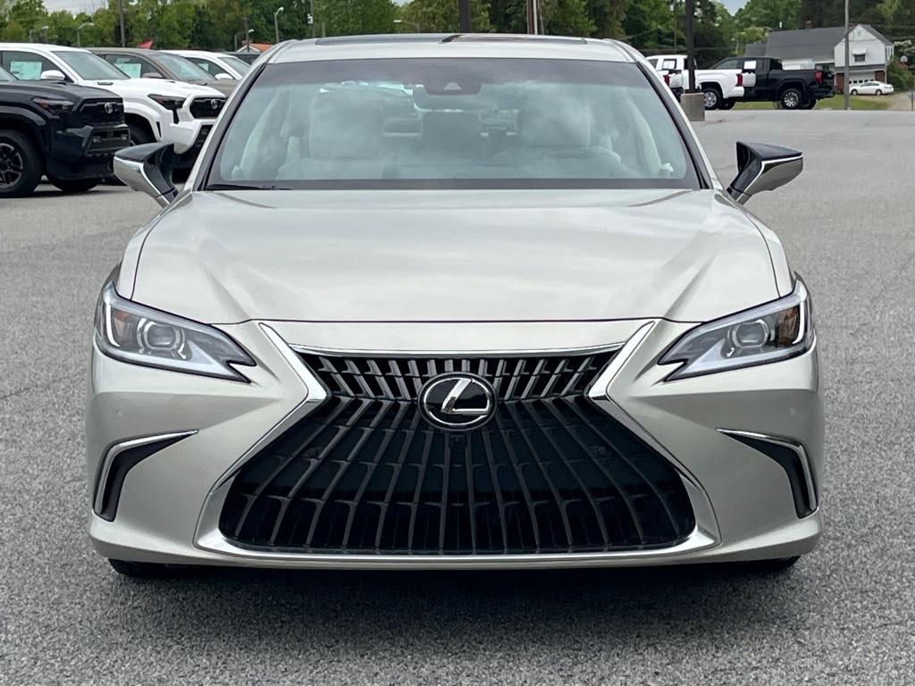 LexusES 300h2