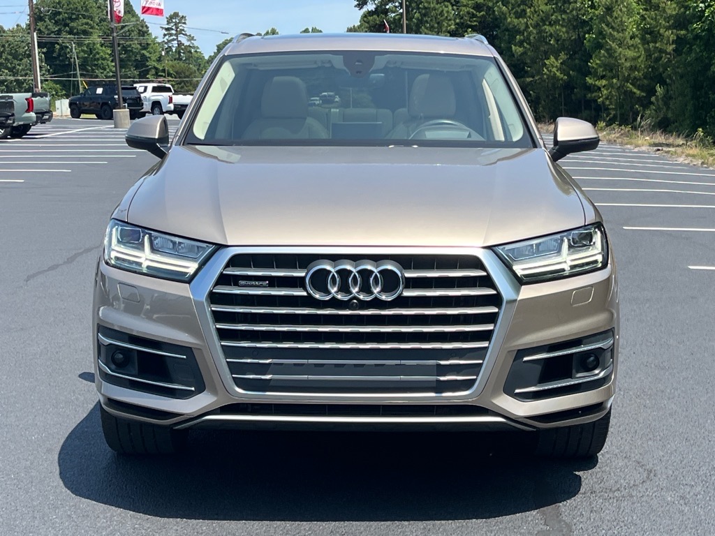 AudiQ72