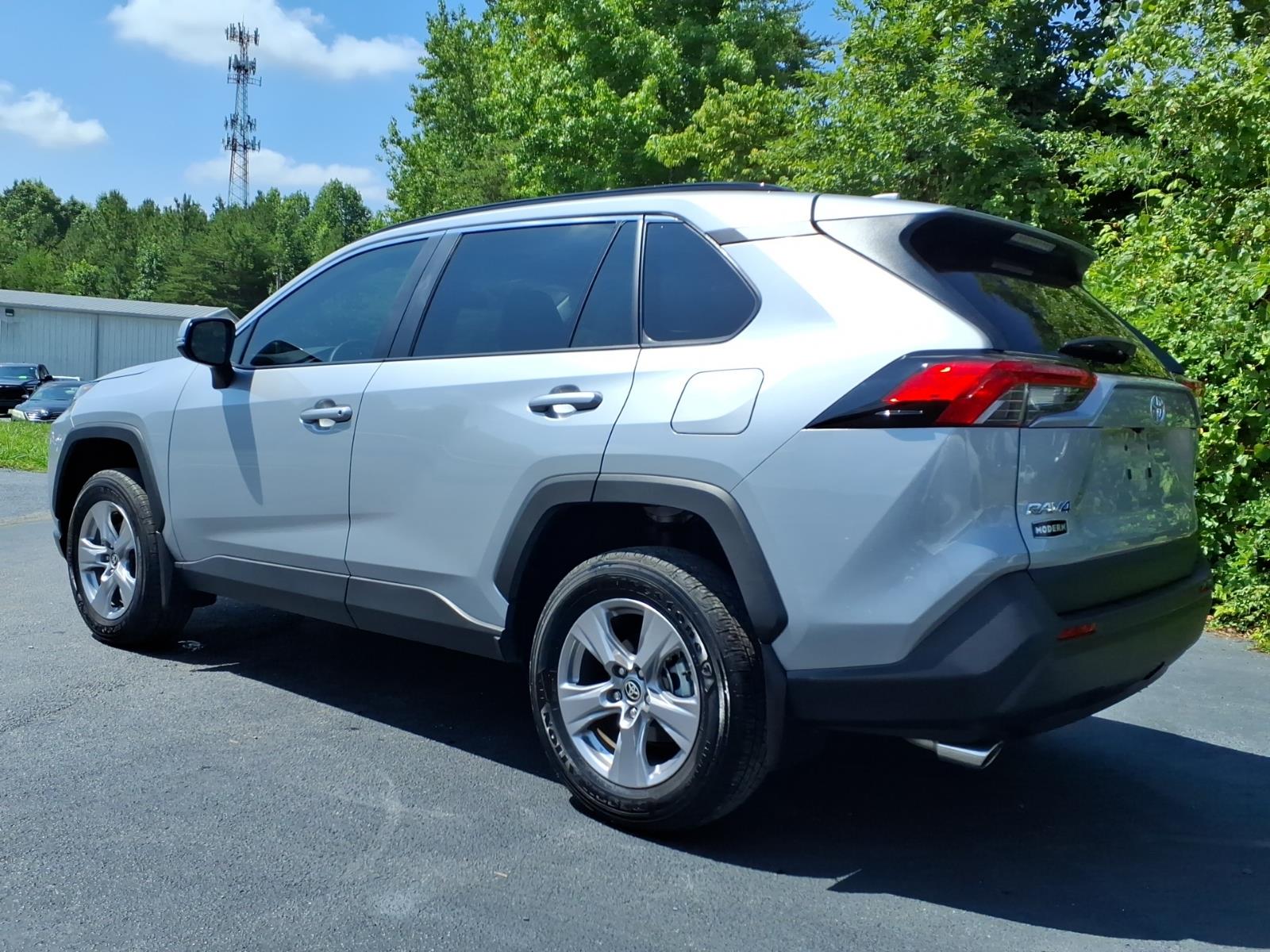 ToyotaRAV43