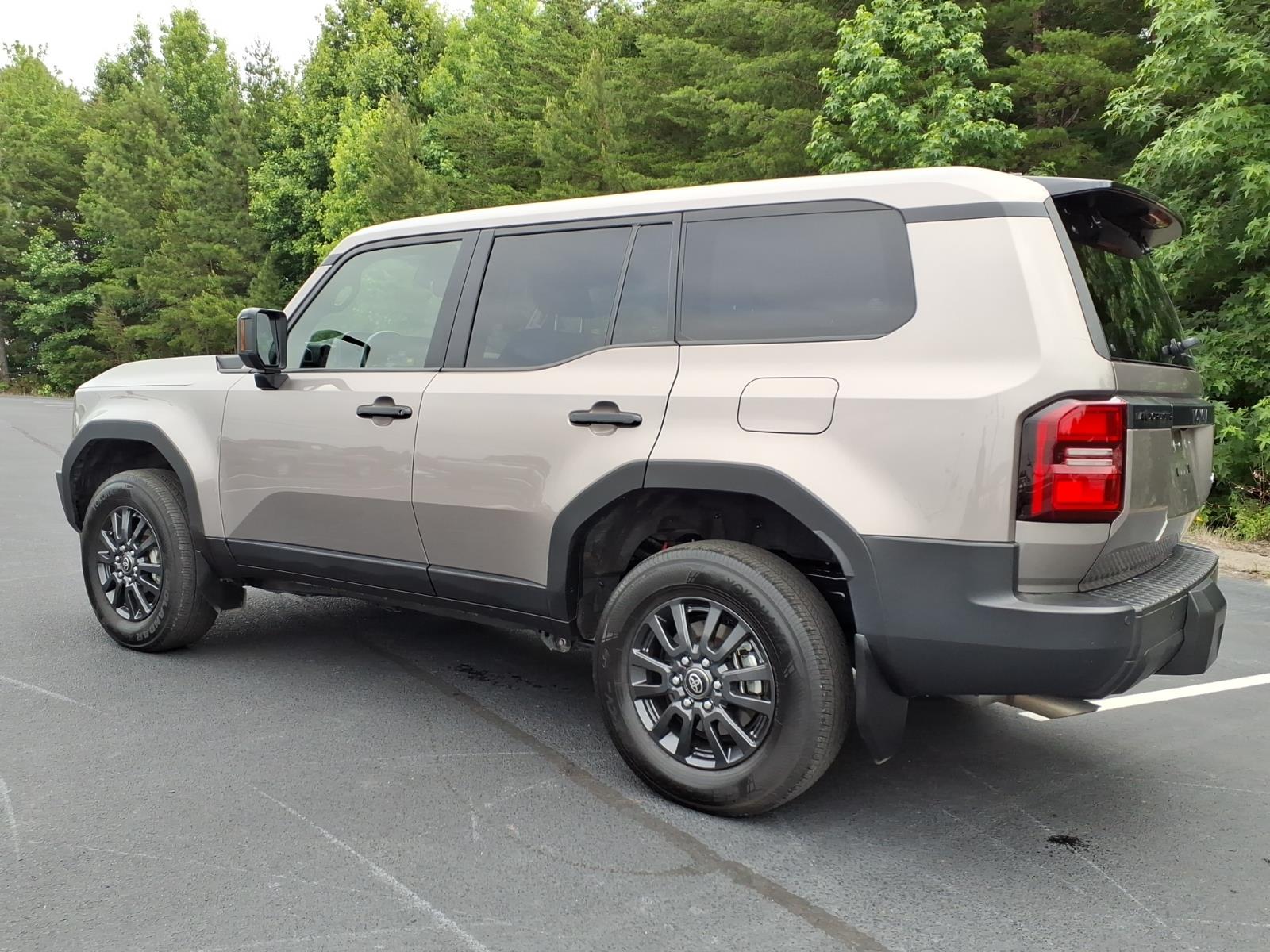 ToyotaLand Cruiser3