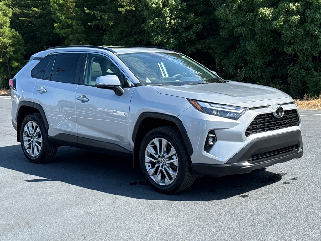 ToyotaRAV43