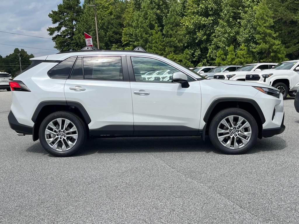 ToyotaRAV43