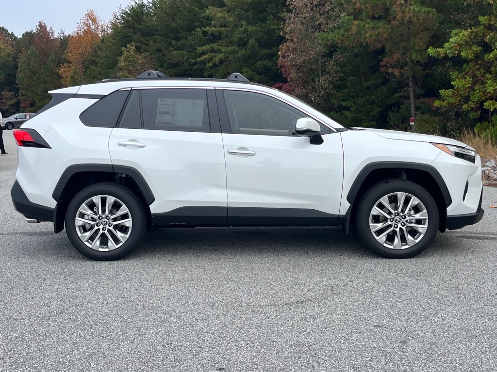 ToyotaRAV43