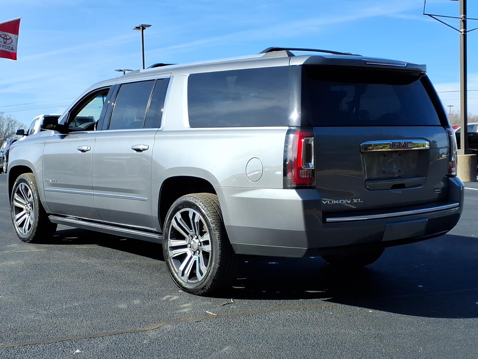 GMCYukon XL4
