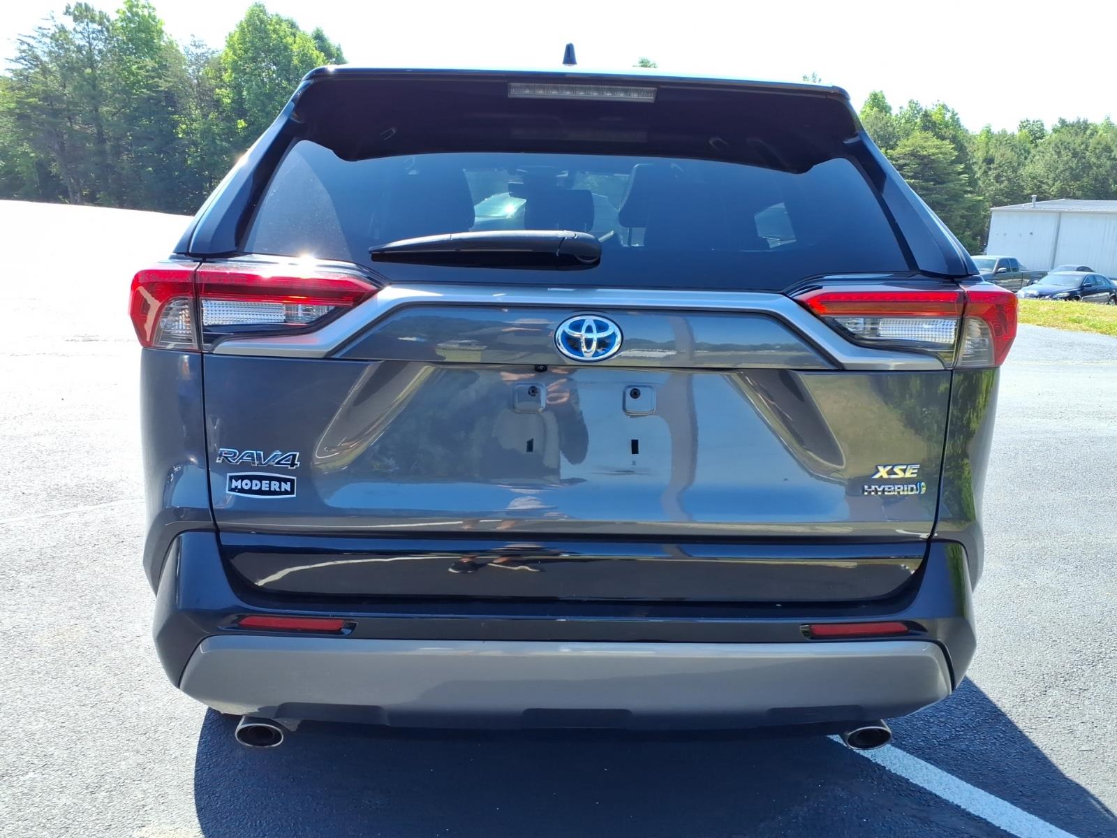 ToyotaRAV4 Hybrid4