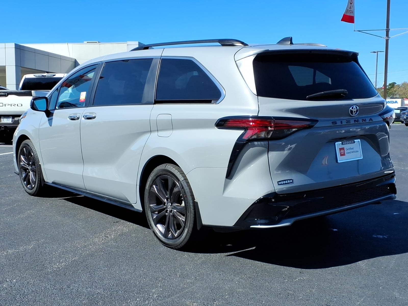 ToyotaSienna4