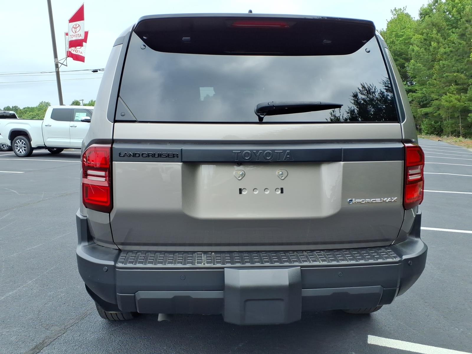 ToyotaLand Cruiser4
