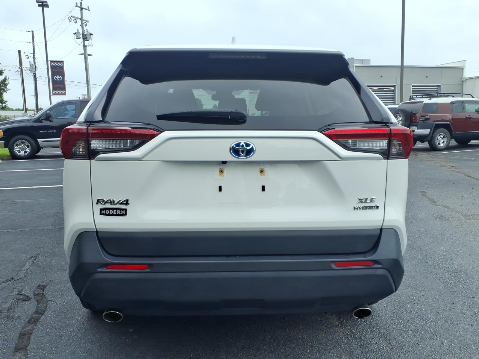 ToyotaRAV4 Hybrid4