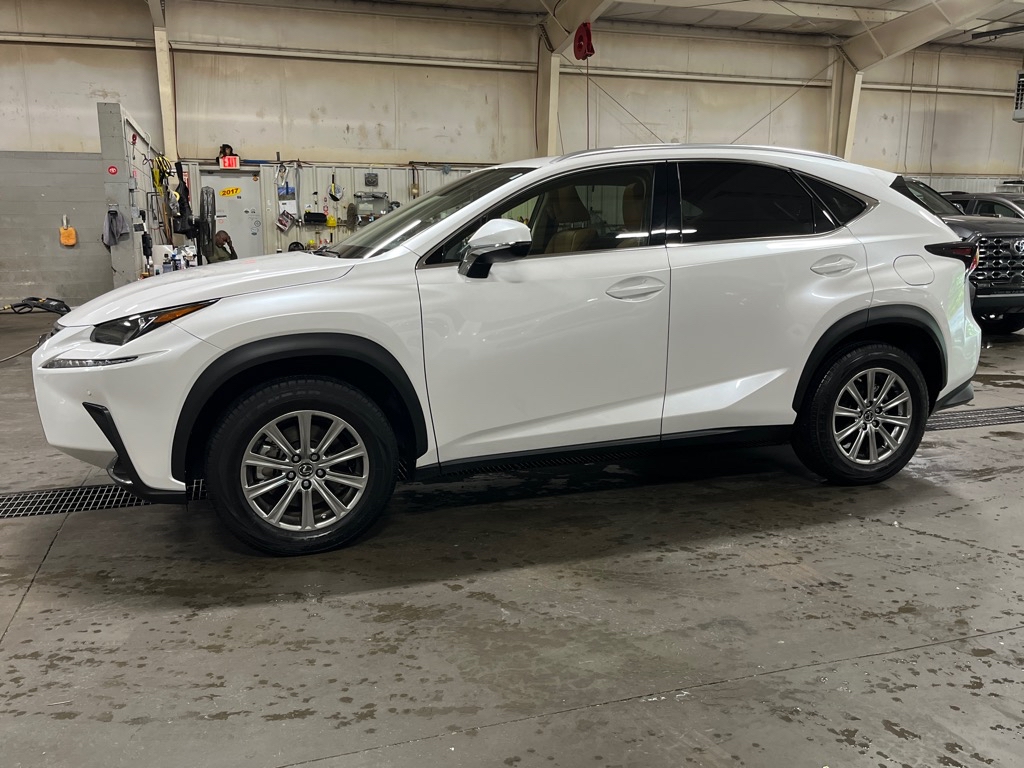 LexusNX 3004
