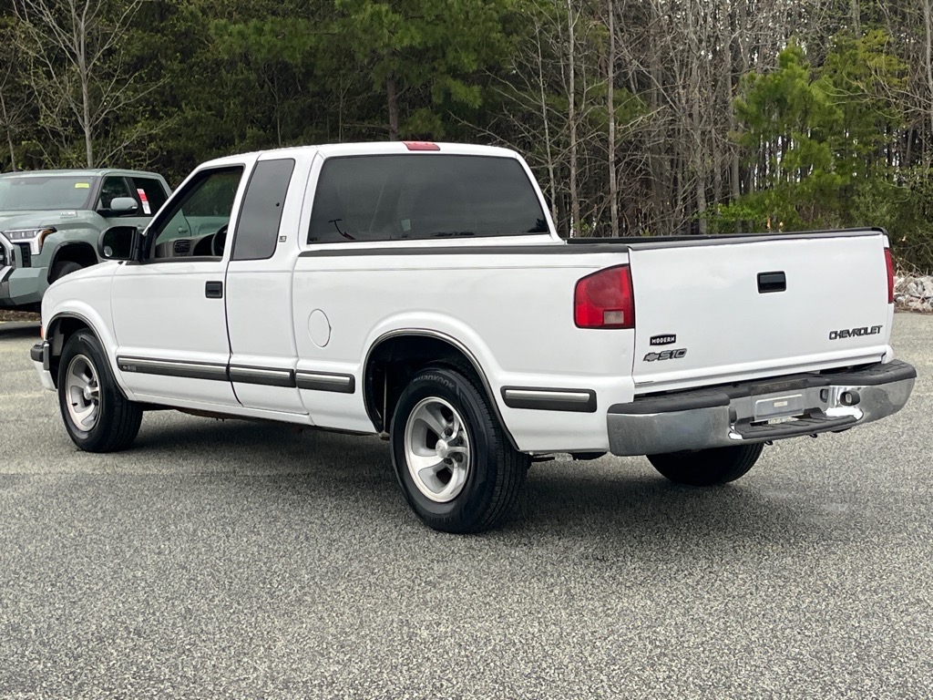 ChevroletS-105